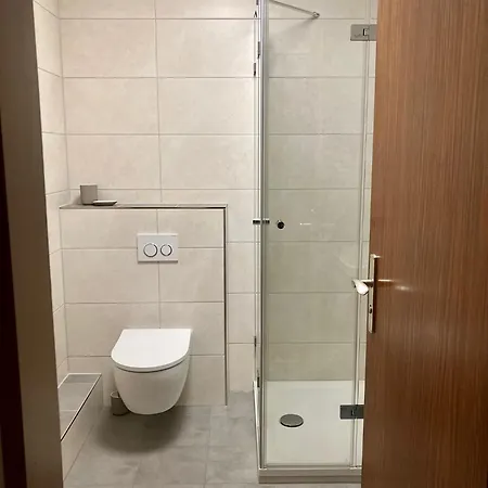 Bartmann Apartment *