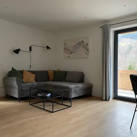 Bartmann Apartment *